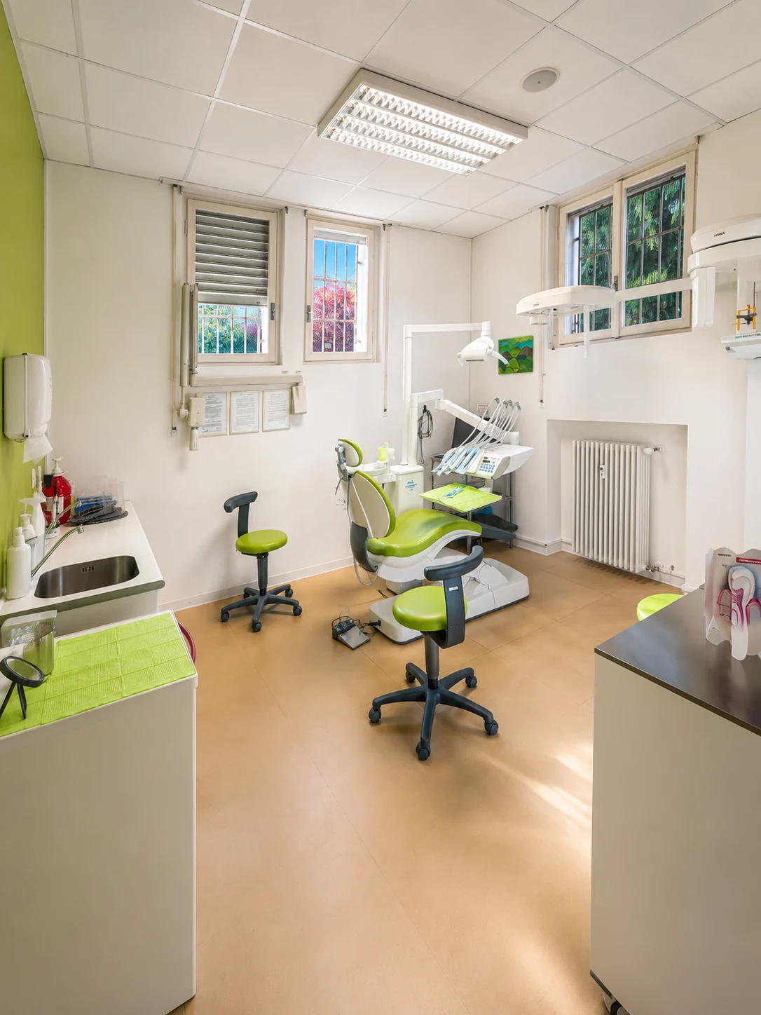 Sala operativa luminosa dello Studio Dentistico Chiavassa
